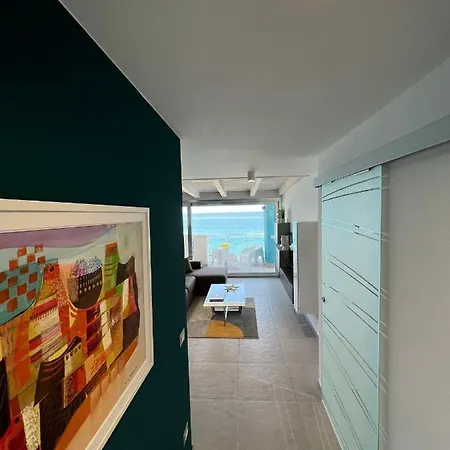 I Mori Luxory - Attico Mansardato Con Incantevole Vista Mare SantʼAgata di Militello